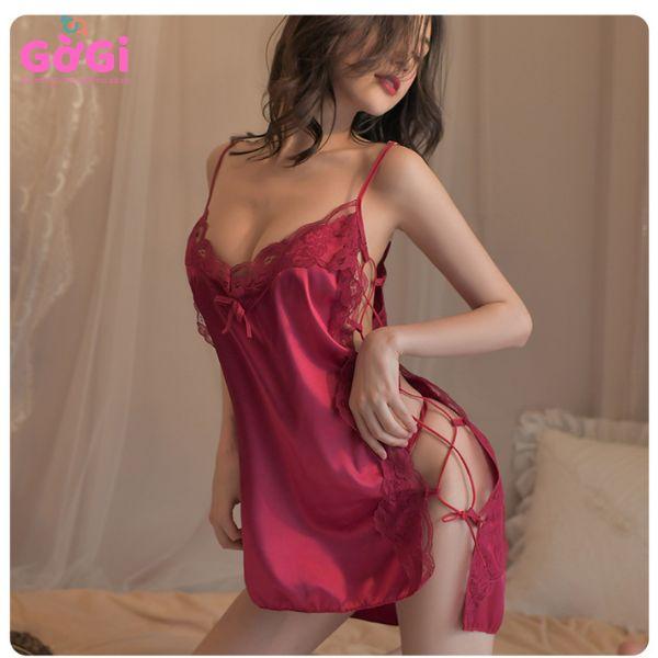 Đồ ngủ sexy 2 dây phối ren xẻ tà quyến rũ đỏ đen ( kèm quần chíp lọt khe gợi cảm)