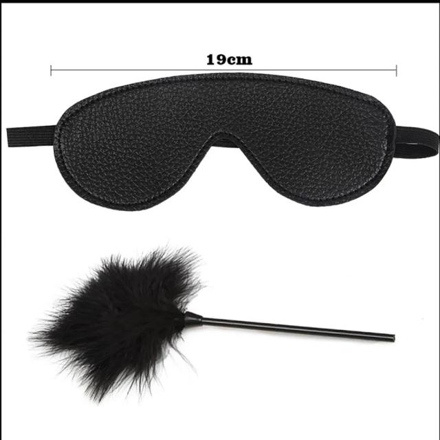 Bộ BDSM 10 Món Da Màu Đen – Bịt Mắt, Ball Gag, Còng Tay Chân, Dây Trói, Roi & Kẹp